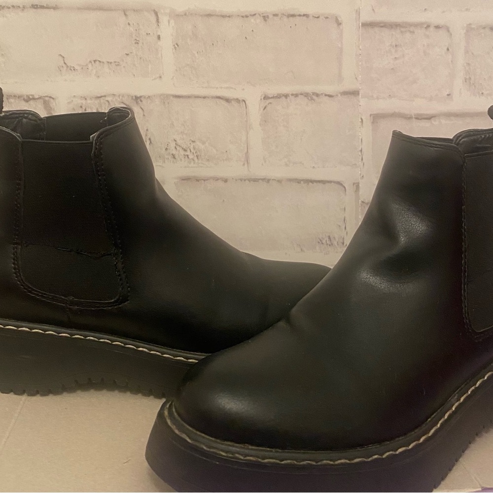 Madden Girl Black Ankle Booties with Elastic Panels